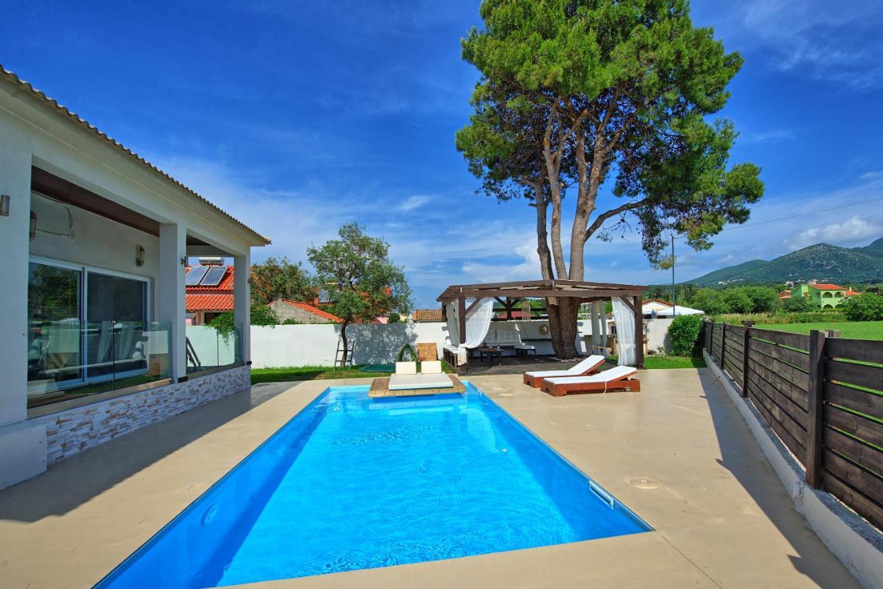 אצ'ארבי Beach Villa Christina By Posarellivillas מראה חיצוני תמונה