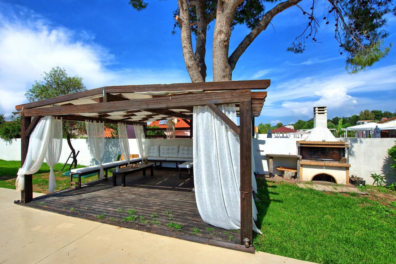 אצ'ארבי Beach Villa Christina By Posarellivillas מראה חיצוני תמונה