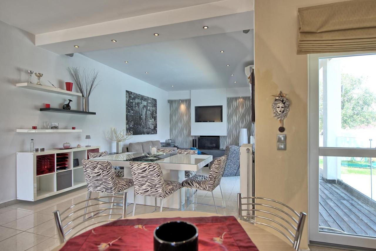 אצ'ארבי Beach Villa Christina By Posarellivillas מראה חיצוני תמונה